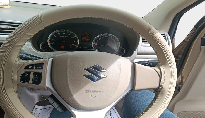 2016 Maruti Ertiga ZXI, Petrol, Manual, 93,292 km, interior