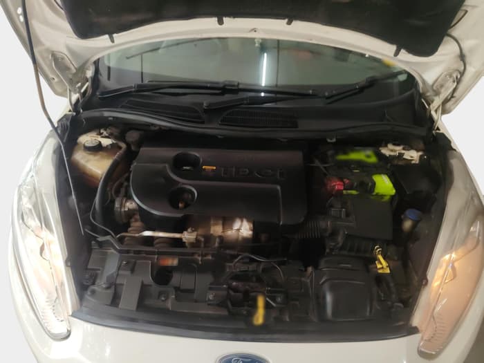 2014 Ford Fiesta TITANIUM DIESEL, Diesel, Manual, 1,06,258 km, exterior