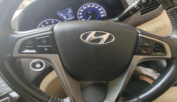 2016 Hyundai Verna 1.6 VTVT SX, Petrol, Manual, 43,031 km, interior