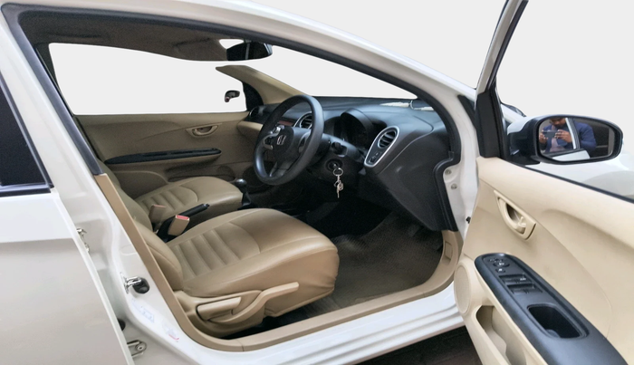 2015 Honda Mobilio 1.5L I-VTEC S, Petrol, Manual, 24,360 km, interior