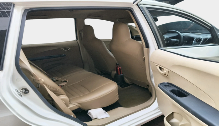 2015 Honda Mobilio 1.5L I-VTEC S, Petrol, Manual, 24,360 km, interior