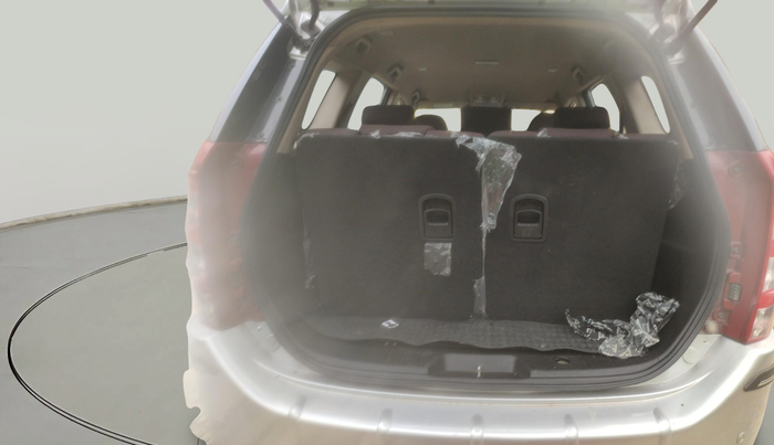 2014 Mahindra XUV500 W6, Diesel, Manual, 1,09,355 km, exterior
