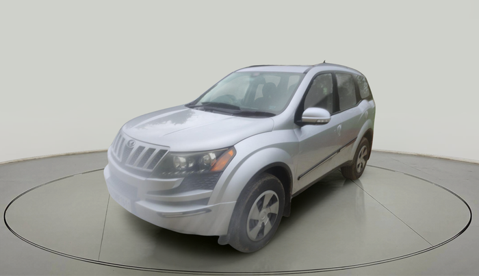 2014 Mahindra XUV500 W6, Diesel, Manual, 1,09,355 km, exterior