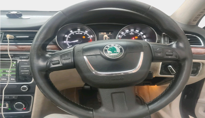 2011 Skoda Superb ELEGANCE 1.8 TSI AT, Petrol, Automatic, 75,261 km, interior