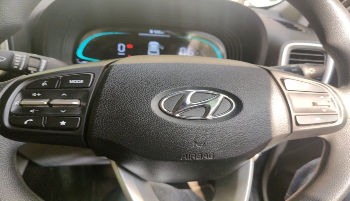 2023 Hyundai VENUE S 1.2, Petrol, Manual, 21,409 km, interior