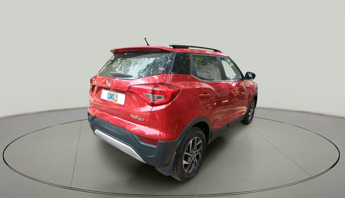 2023 Mahindra XUV300 W8 (O) 1.5 DIESEL, Diesel, Manual, 19,183 km, exterior