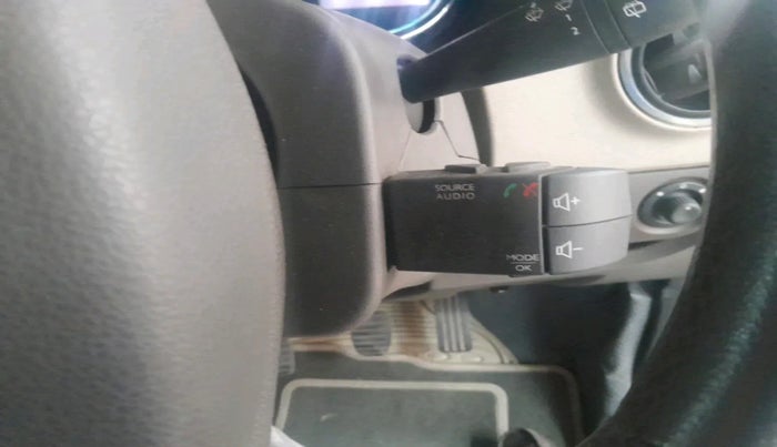 2015 Renault Lodgy 110 PS RXZ STEPWAY 7 STR, Diesel, Manual, 88,123 km, interior