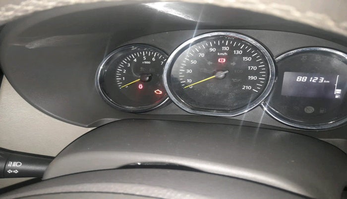 2015 Renault Lodgy 110 PS RXZ STEPWAY 7 STR, Diesel, Manual, 88,123 km, interior