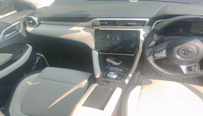 2024 MG ZS EV EXCLUSIVE ICONIC IVORY, Electric, Automatic, 21,624 km, interior