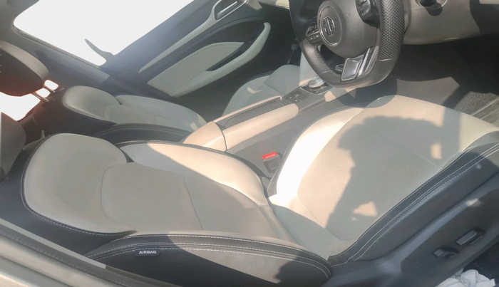 2024 MG ZS EV EXCLUSIVE ICONIC IVORY, Electric, Automatic, 21,624 km, interior