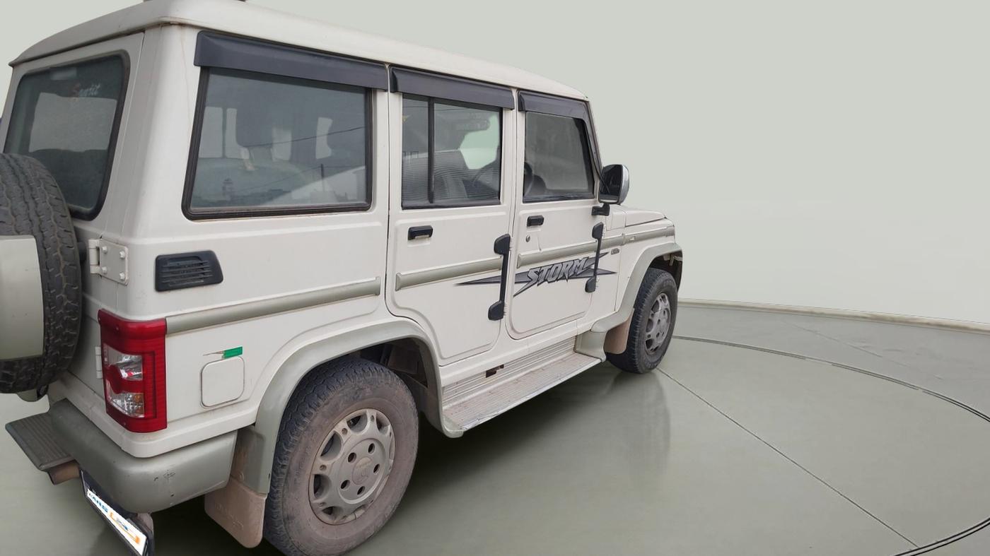 2010 Mahindra Bolero VLX CRDE, Diesel, Manual, 82,176 km, exterior