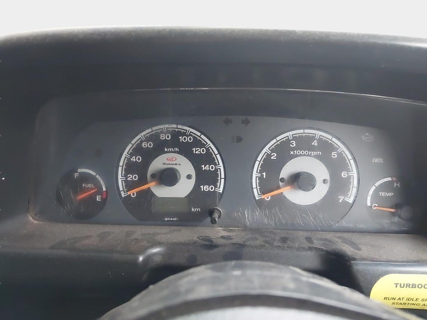 2010 Mahindra Bolero VLX CRDE, Diesel, Manual, 82,176 km, interior
