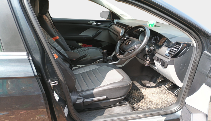 2021 Skoda KUSHAQ AMBITION 1.0L TSI MT, Petrol, Manual, 35,947 km, interior