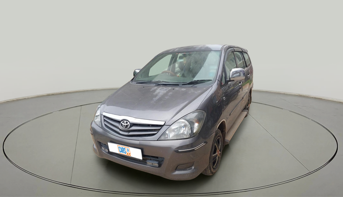 2010 Toyota Innova 2.5 G4 7 STR, Diesel, Manual, 2,92,602 km, exterior