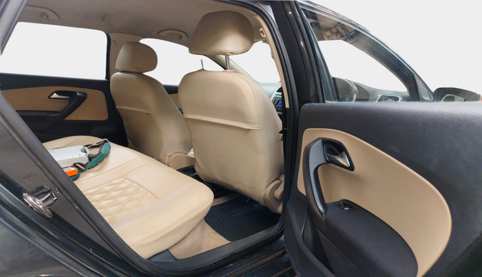 2014 Volkswagen Polo HIGHLINE1.2L, Petrol, Manual, 97,863 km, interior