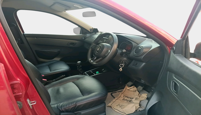 2020 Renault Kwid RXL 1.0, Petrol, Manual, 20,741 km, interior