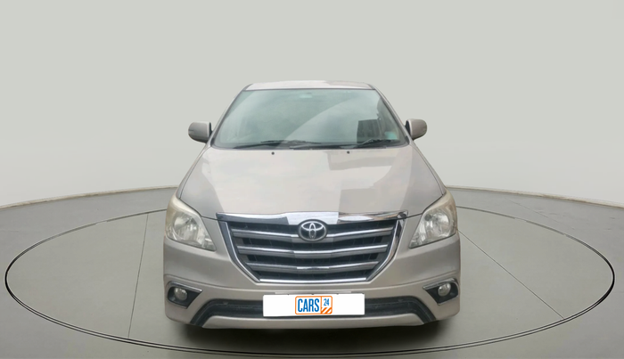 2014 Toyota Innova 2.5 VX 8 STR, Diesel, Manual, 1,20,288 km, exterior