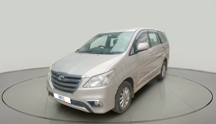 2014 Toyota Innova 2.5 VX 8 STR, Diesel, Manual, 1,20,288 km, exterior