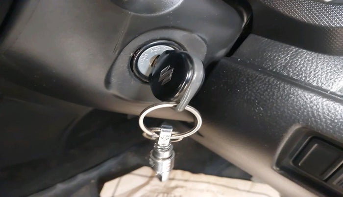 2016 Maruti Swift VXI, Petrol, Manual, 24,209 km, interior