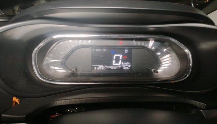 2022 Tata NEXON XM SUNROOF PETROL, Petrol, Manual, 31,239 km, interior