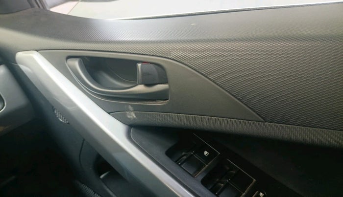 2022 Tata NEXON XM PETROL, Petrol, Manual, 34,962 km, interior