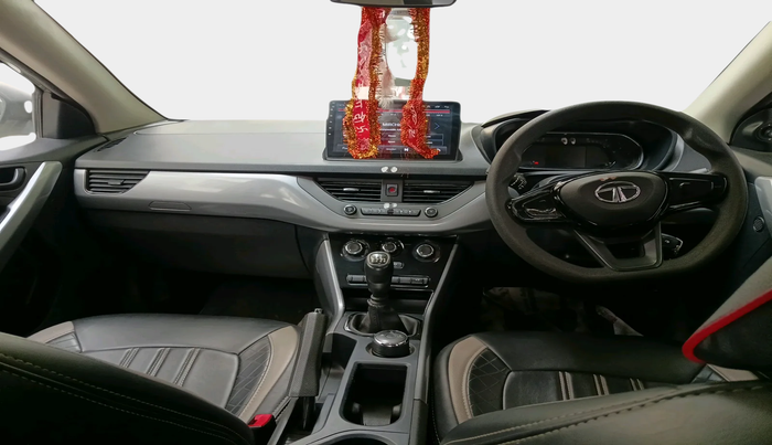 2022 Tata NEXON XM PETROL, Petrol, Manual, 34,962 km, interior