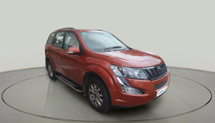 2017 Mahindra XUV500 W10, Diesel, Manual, 23,579 km, exterior