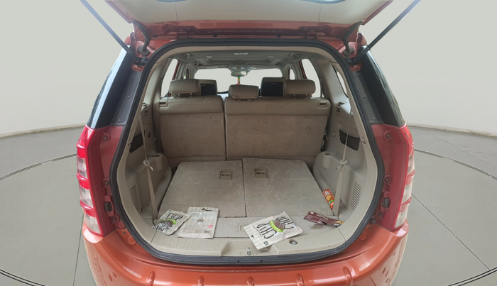 2017 Mahindra XUV500 W10, Diesel, Manual, 23,579 km, exterior