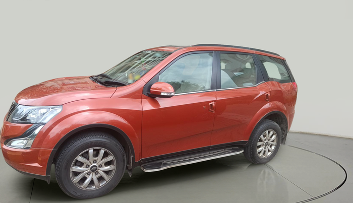 2017 Mahindra XUV500 W10, Diesel, Manual, 23,579 km, exterior