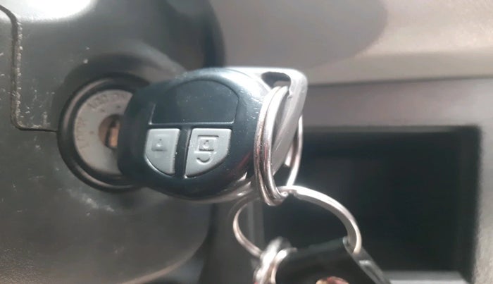 2011 Maruti Wagon R 1.0 VXI, Petrol, Manual, 1,52,559 km, interior