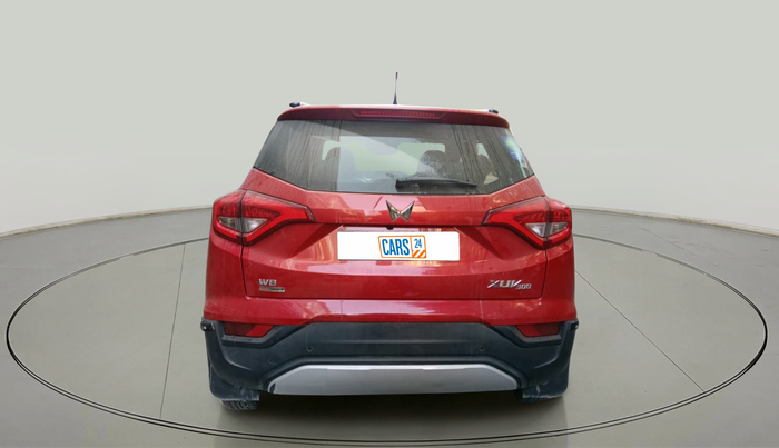 2023 Mahindra XUV300 W8 (O) 1.2 PETROL AMT, Petrol, Automatic, 18,441 km, exterior