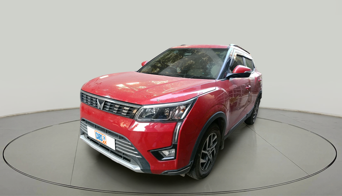 2023 Mahindra XUV300 W8 (O) 1.2 PETROL AMT, Petrol, Automatic, 18,441 km, exterior