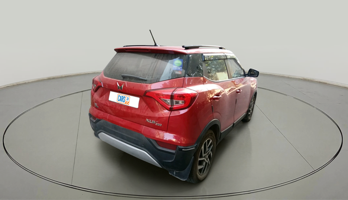 2023 Mahindra XUV300 W8 (O) 1.2 PETROL AMT, Petrol, Automatic, 18,441 km, exterior