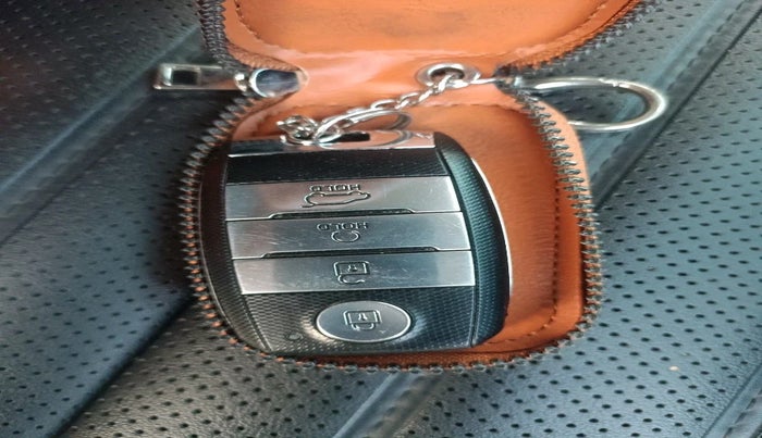 2021 KIA SELTOS GTX PLUS AT 1.5 DIESEL, Diesel, Automatic, 20,402 km, interior