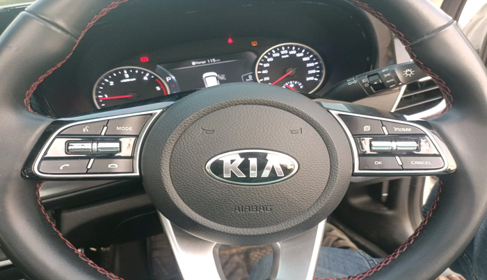 2021 KIA SELTOS GTX PLUS AT 1.5 DIESEL, Diesel, Automatic, 20,402 km, interior