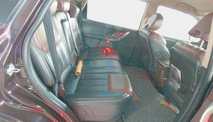 2014 Mahindra XUV500 W8, Diesel, Manual, 89,584 km, interior