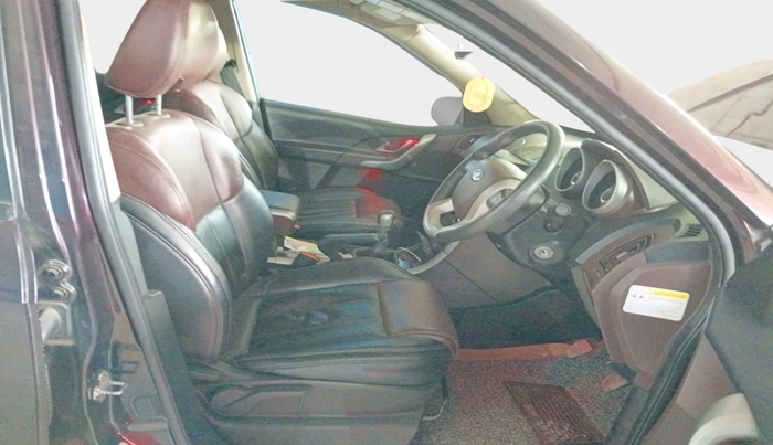 2014 Mahindra XUV500 W8, Diesel, Manual, 89,584 km, interior