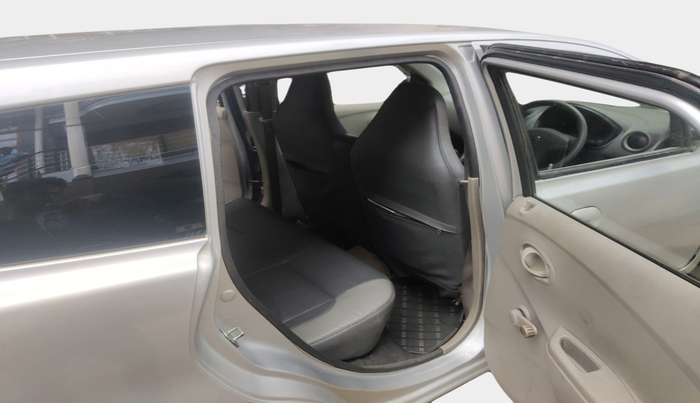 2015 Datsun Go Plus T, Petrol, Manual, 80,015 km, interior