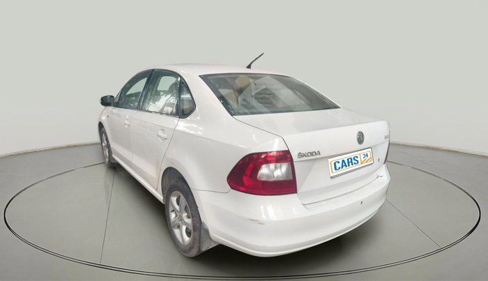 2014 Skoda Rapid ELEGANCE 1.6 MPI AT, Petrol, Automatic, 51,710 km, exterior