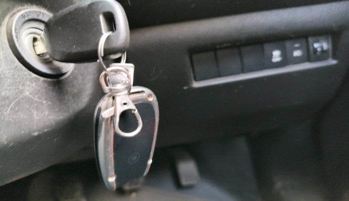 2023 Maruti Swift LXI, Petrol, Manual, 35,214 km, interior