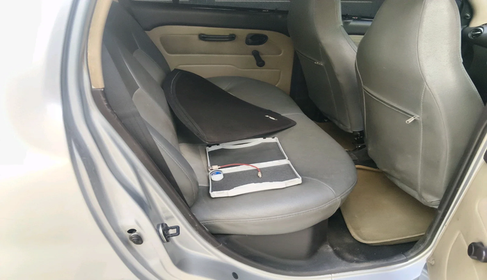 2011 Hyundai Santro Xing GLS, Petrol, Manual, 1,24,258 km, interior