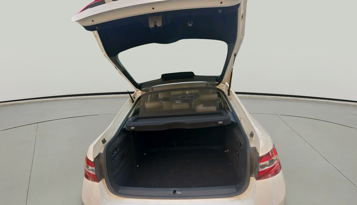 2017 Skoda Superb STYLE 1.8 TSI AT, Petrol, Automatic, 37,777 km, exterior