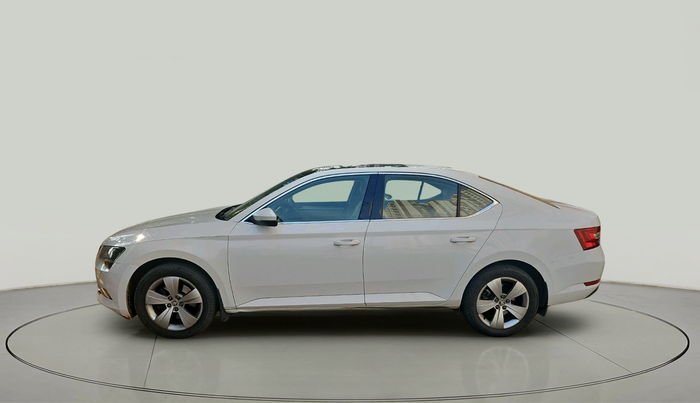 2017 Skoda Superb STYLE 1.8 TSI AT, Petrol, Automatic, 37,777 km, exterior