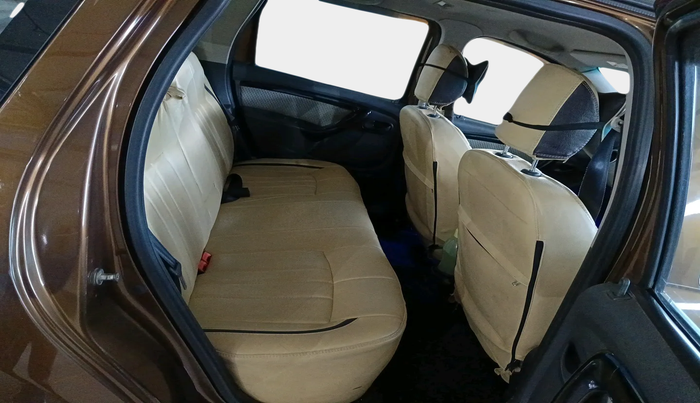 2015 Renault Duster 85 PS RXL DIESEL, Diesel, Manual, 1,17,697 km, interior