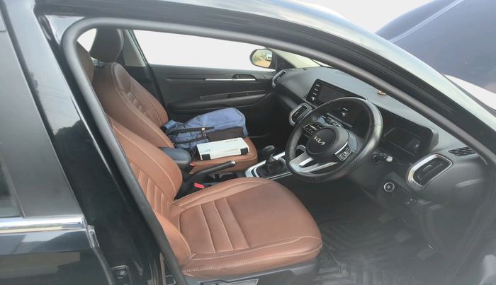 2022 KIA SONET HTK PLUS 1.5, Diesel, Manual, 17,600 km, interior