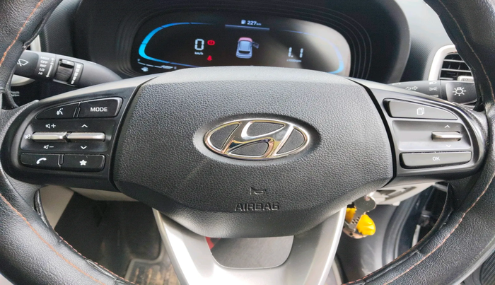 2023 Hyundai VENUE S(O) 1.2, Petrol, Manual, 54,429 km, interior