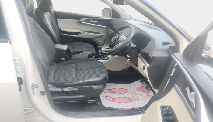 2022 KIA CARENS PRESTIGE 1.5 PETROL 7 STR, Petrol, Manual, 33,976 km, interior