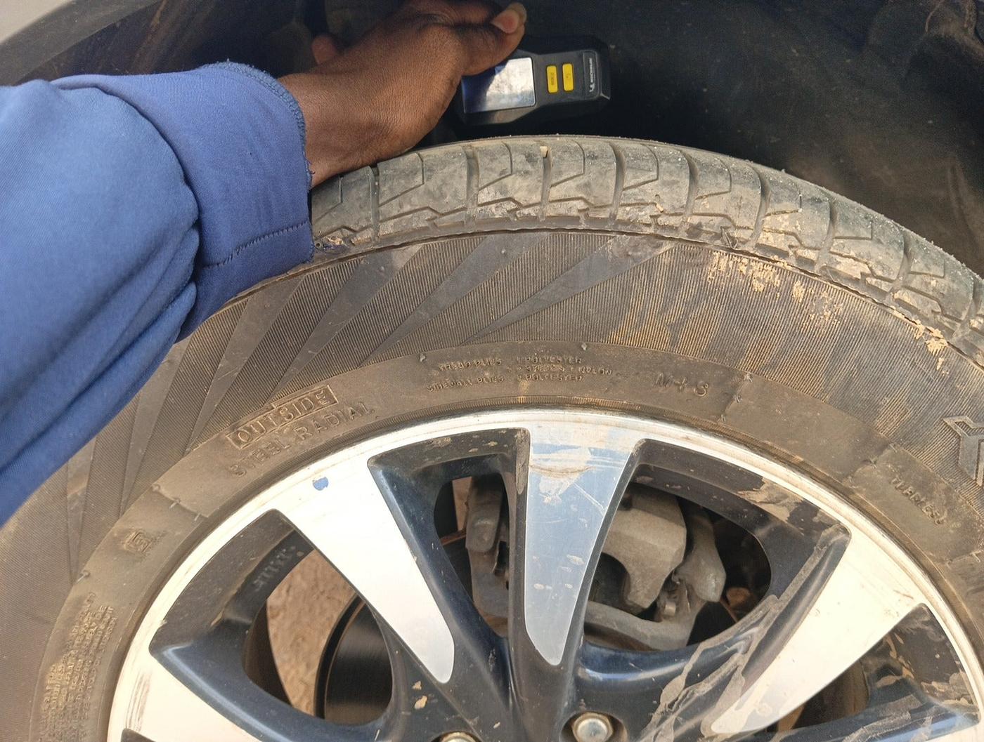 2018 Maruti S Cross ALPHA 1.3, Diesel, Manual, 1,20,019 km, tyre