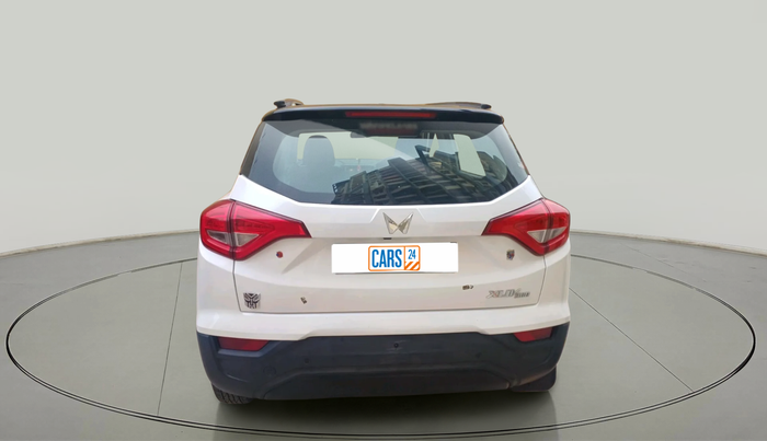 2023 Mahindra XUV300 W4 1.2 PETROL, Petrol, Manual, 13,413 km, exterior