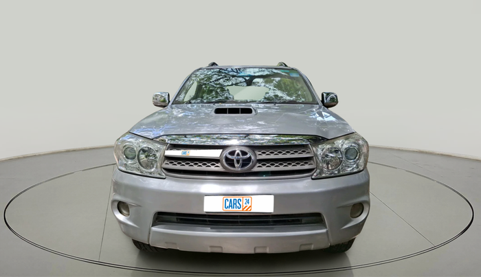 2011 Toyota Fortuner 3.0 4X4 MT, Diesel, Manual, 1,32,416 km, exterior
